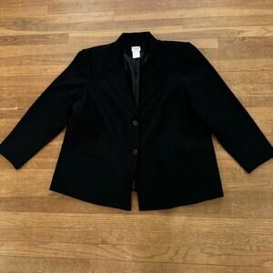 Liz Baker black two button blazer jacket size 24W
b9